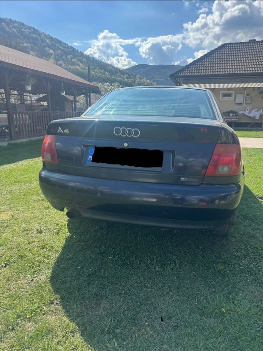 Audi A4 1.8  1996