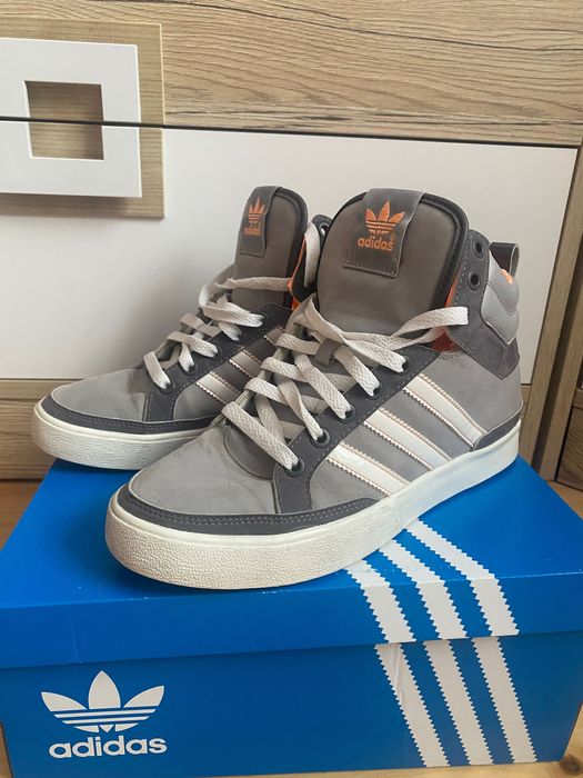Високи кецове Adidas