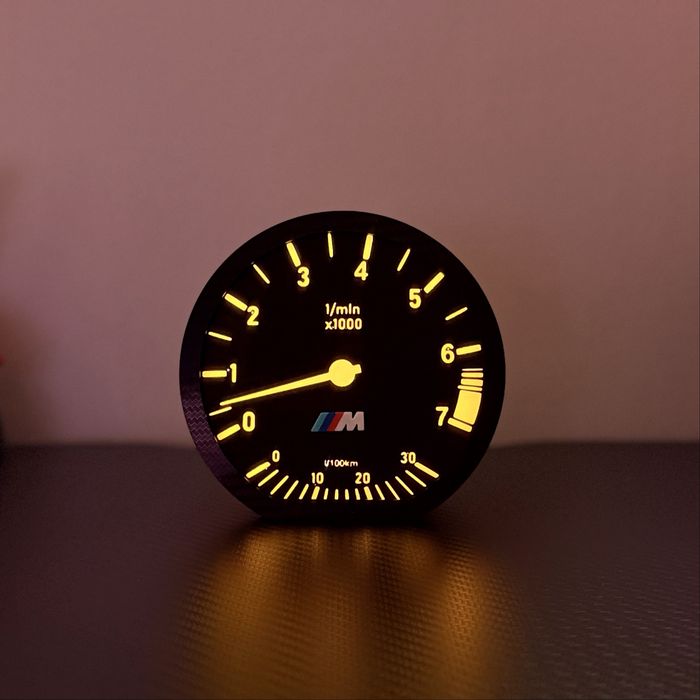 Lampa decorativa turometru BMW M