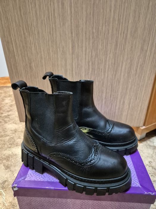 Зимние ботинки в идеальном состоянии