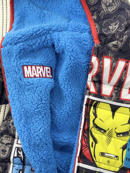Двухстороняя куртка Marvel