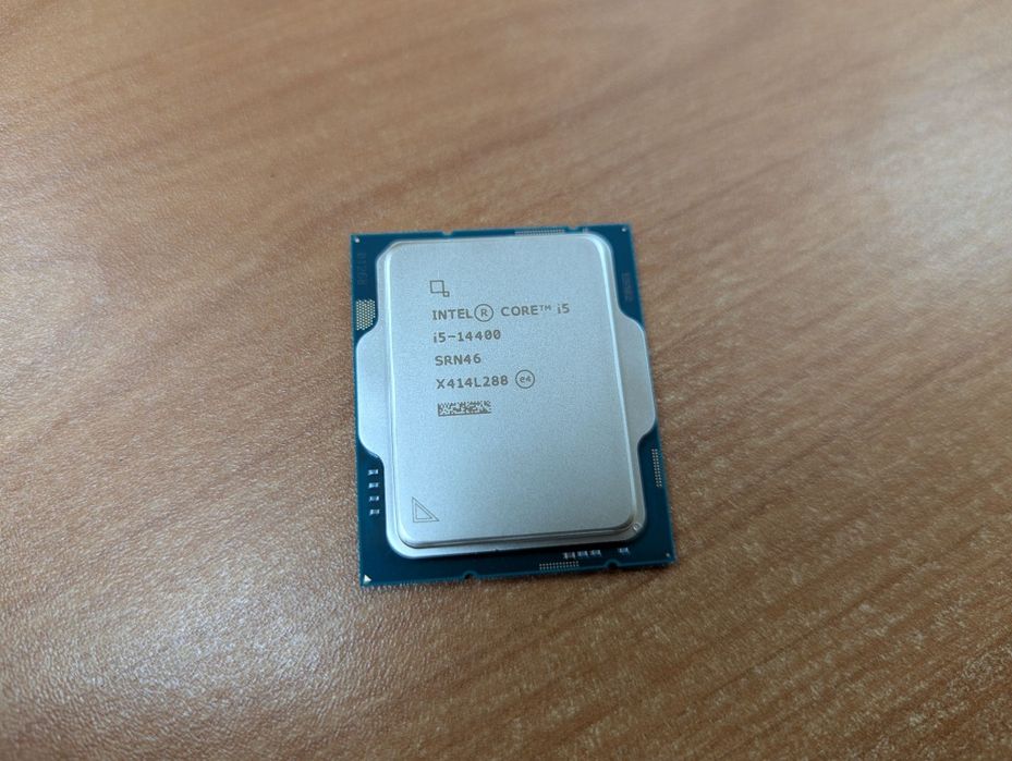 Intel i5-14400 srn3q