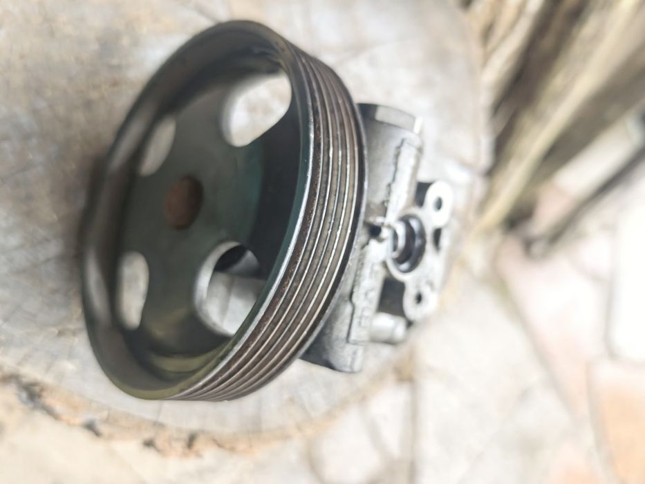 Хидравлична помпа/ford/mazda/Peugeot