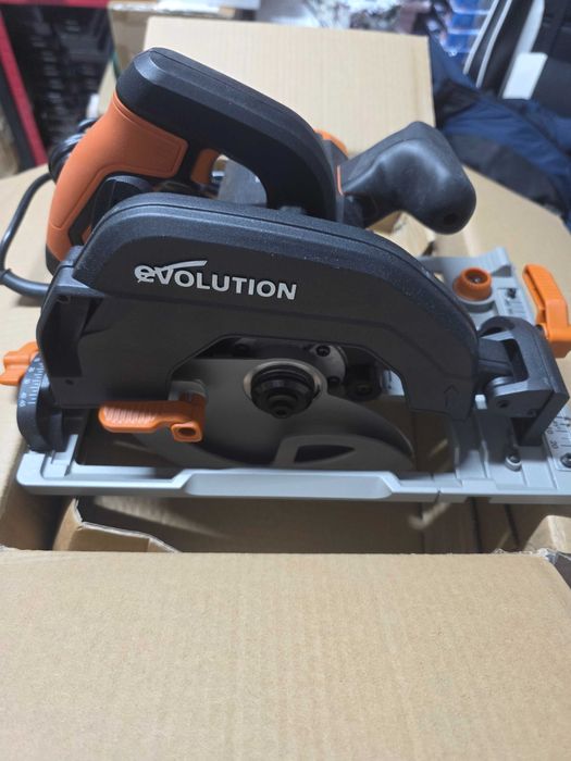 Fierastrau circular de mana  R185CCSX EU Evolution