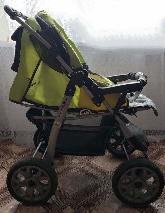 продам детскую коляску