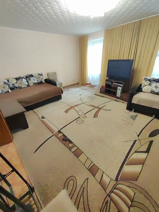 Продается 3-комн (5-9, 3 эт)