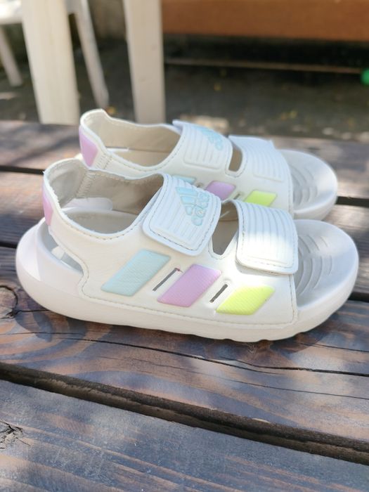 Сандали Adidas 27 номер