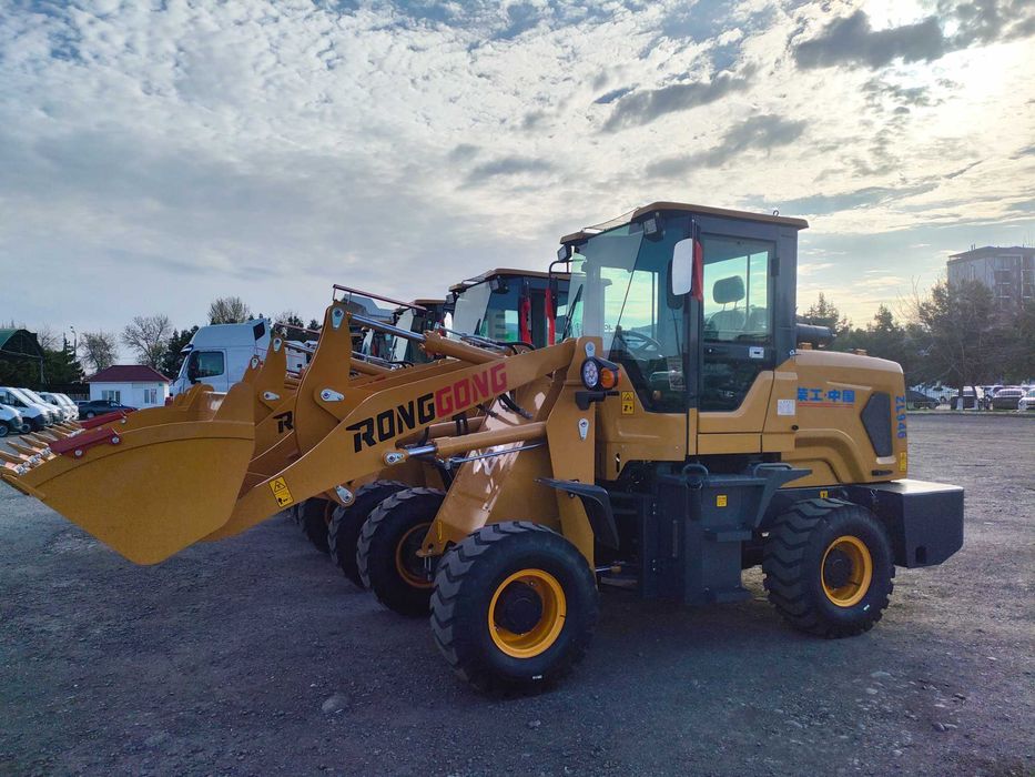 фронтальный погрузчик