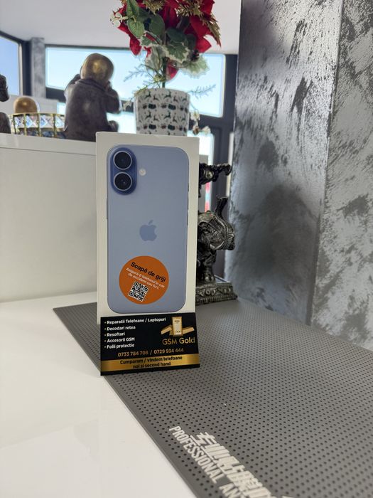 Vand iphone 17 mist blue de 256 gb nou