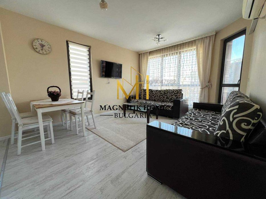 Дава се под наем Тристаен апартамент в Бургас, Изгрев - 95 кв.м за 637.5 € - Снимка #1