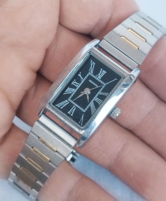 Ceas de damă Sekonda cu quartz, curea si carcasa din otel inoxidabil.