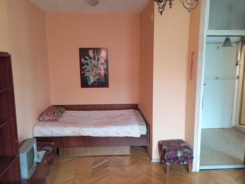 Дава се под наем Двустаен апартамент в Шумен, Болницата - 37 кв.м за 204 € - Снимка #6