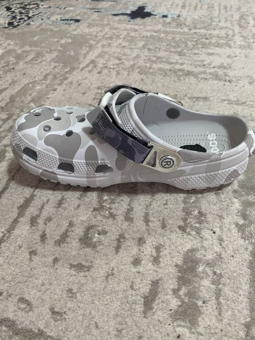 crocs Bape white