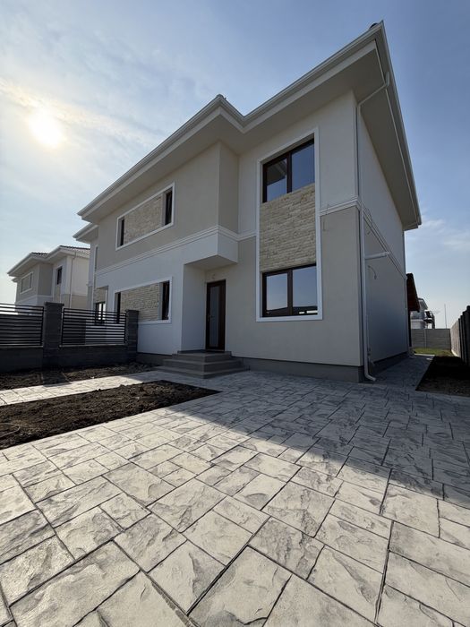 Proprietar vând duplex la cheie Moșnița