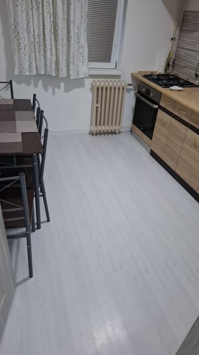 Inchiriez garsoniera pe termen lung / zona vest