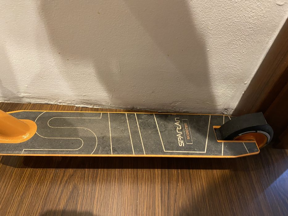 SPARTAN Trotineta , Negru/Portocaliu, varsta 7+