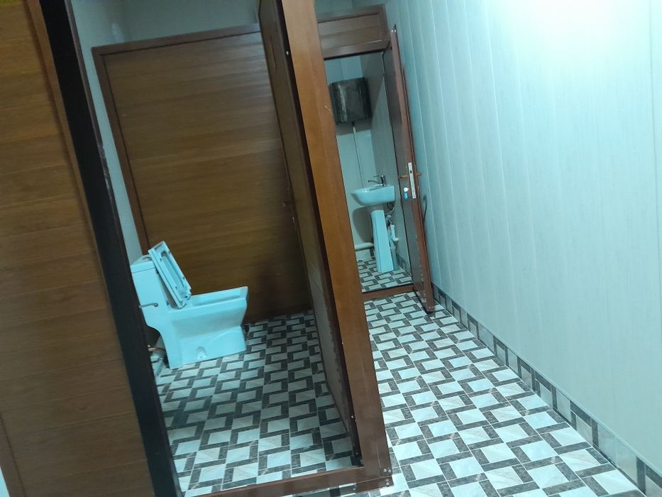 Hostel  ijaraga beriladu. Gruppa bilan