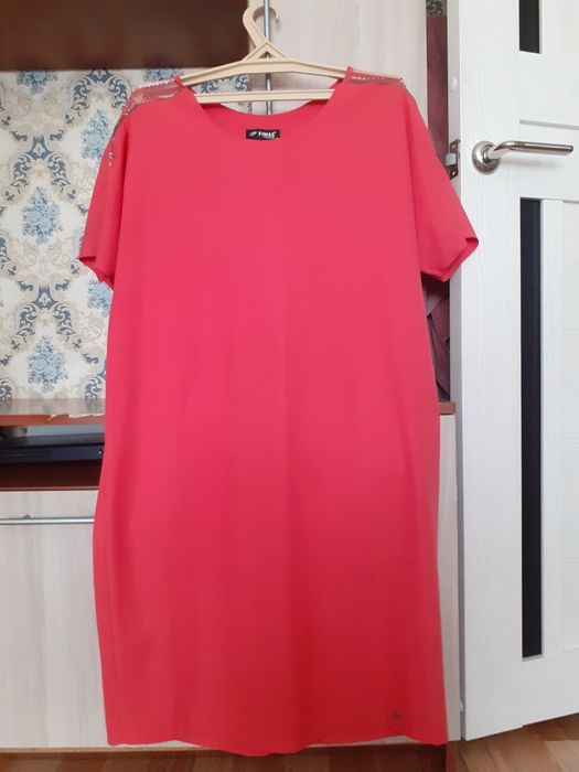 Платье вечернее.