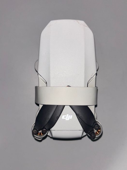 Drona DJI mini 2