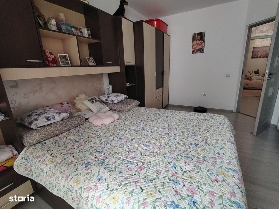 Vanzare Apartament 3 camere semidecomandat, 59 mp, Florilor