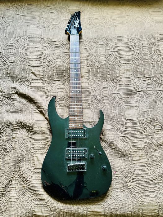 Chitară electrică 7 corzi IBANEZ - stare perfectă