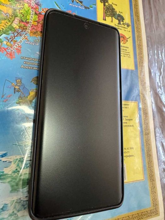 Продается телефон Honor 50 в хорошем состоянии