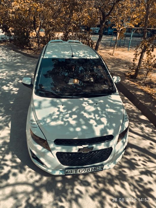 Spark sotiladi tez va arzon narxda