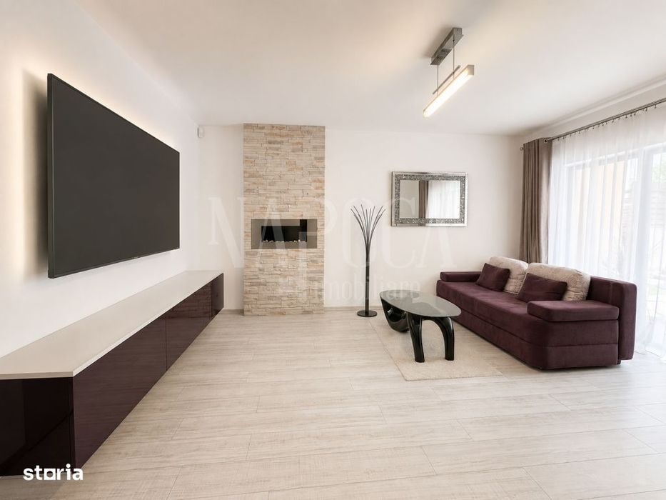 Casa 4 camere de vanzare in Floresti