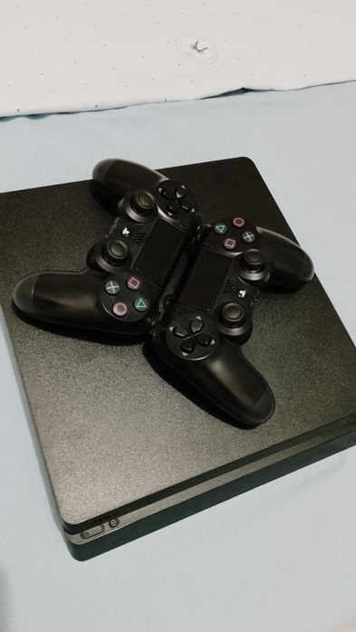 Playstation 4 Slim 1Tb