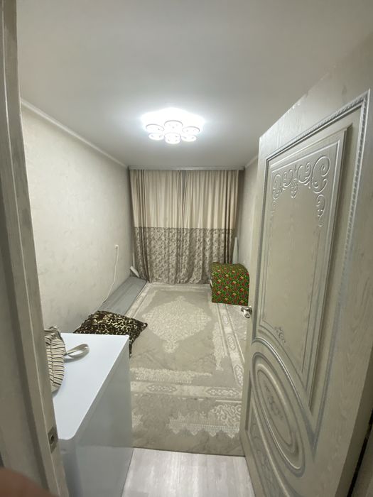 продается 4-комнатная квартира