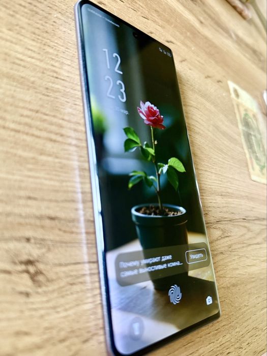 Смартфон infinix zerp 30  5g  12+12 256gb 3D Amoled 144 g (IGRVOY)