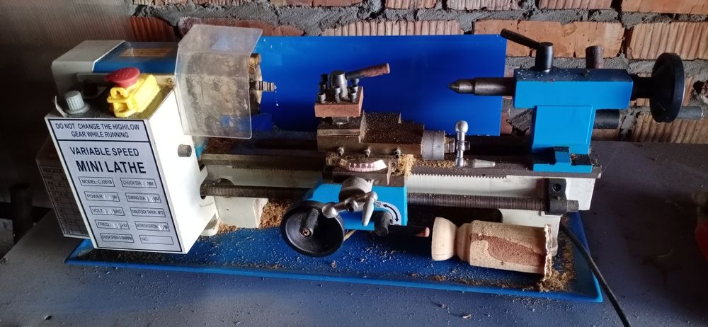 Токарный станок.