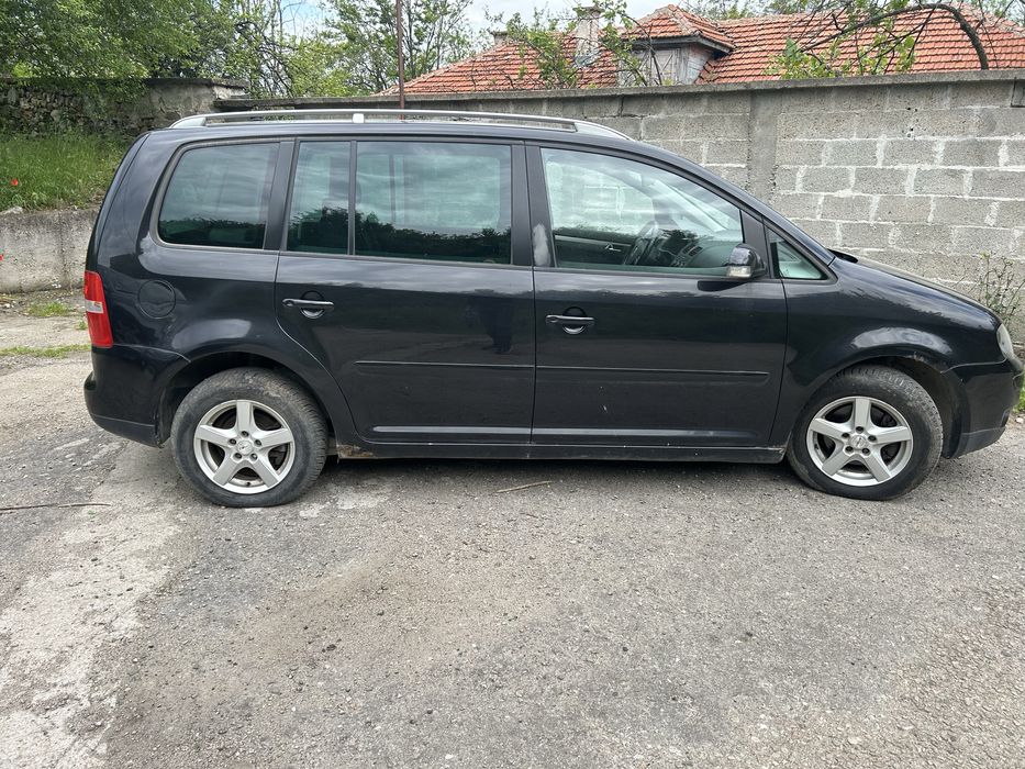 VW Touran 2.0 tdi DSG  140кс На части BKD