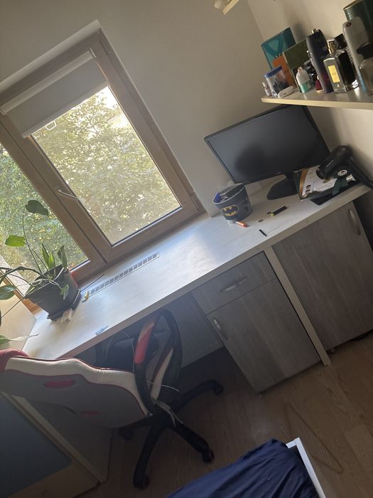 Televizor+Scaun+Birou Negociabil