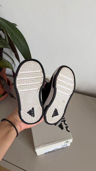 Adidasi copii nr23,ca noi,purtati o singura data!