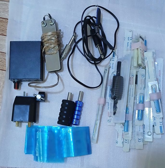 Kit aparat tatuat