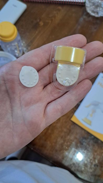 Medela ръчна помпа за кърма