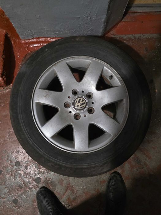 Продам диск литой d 16