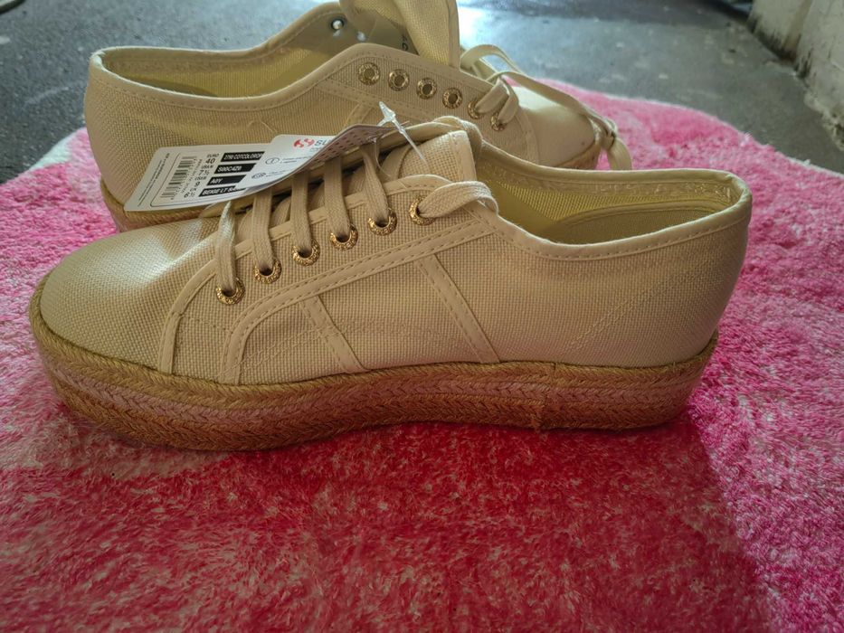 Еспадрили Superga