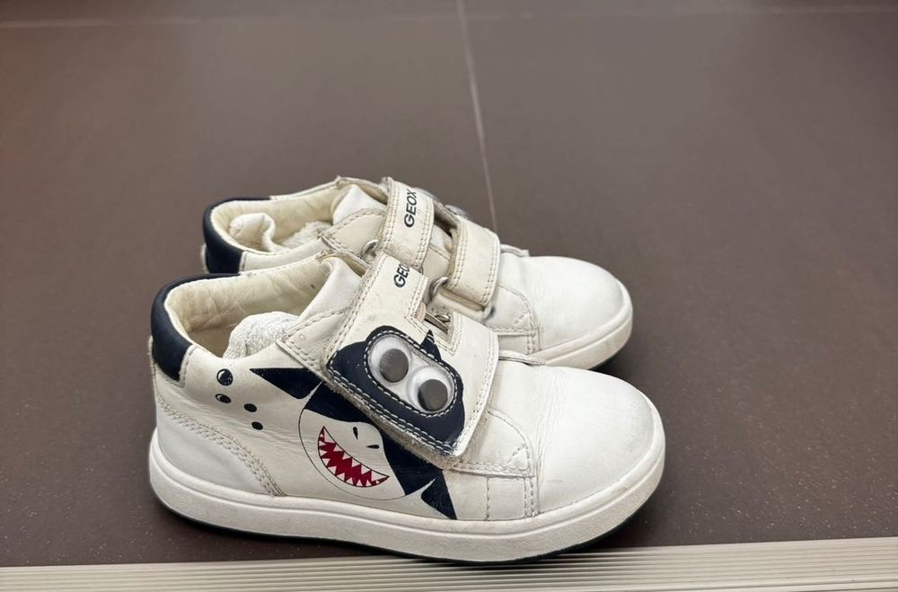 Adidași Geox mărime 25 de vanzare