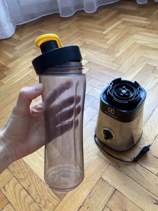 Blender sport Electrolux ESB2700, 400 W, 1 recipient x 600 ml