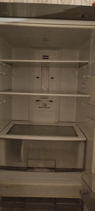 Продаю холодильник LG