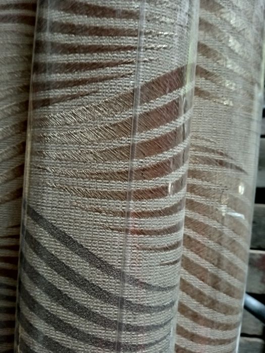 Продам обои виниловые метровые