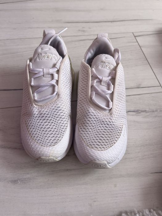 Детски маратонки Nike air270