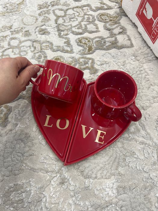 Парные кружки для влюблённых пар