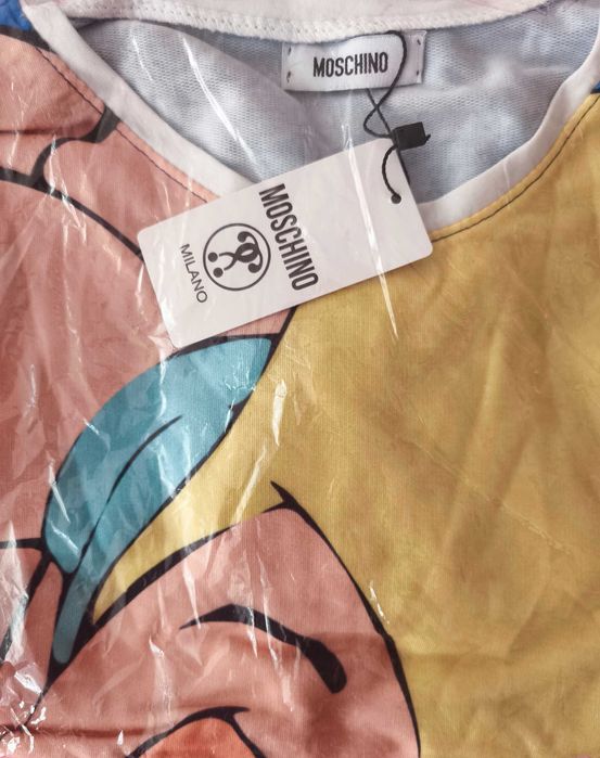 Нова памучна шаренка рокля (туника) на Moshino.