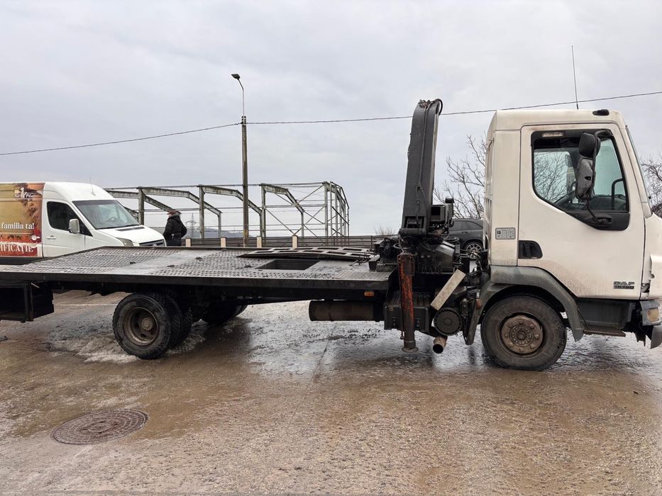 Daf Lf autoplatforma cu macara