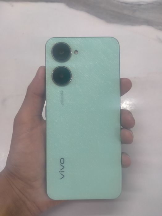 Продам телефон VIVO Y03