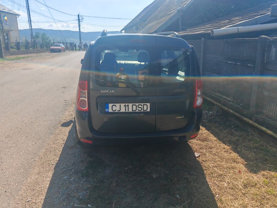 DACIA Logan 2011 — imagine 2