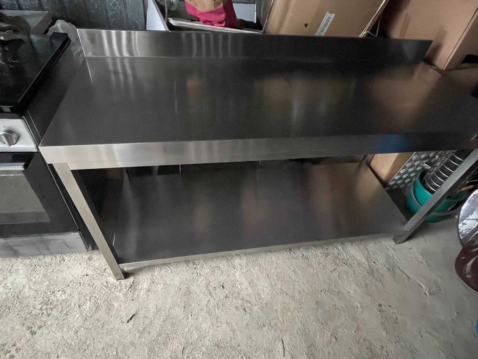 Masa de lucru din inox